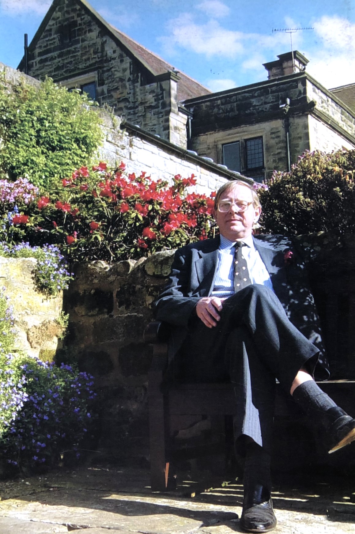 Honouring Former Headmaster, Graham Jones