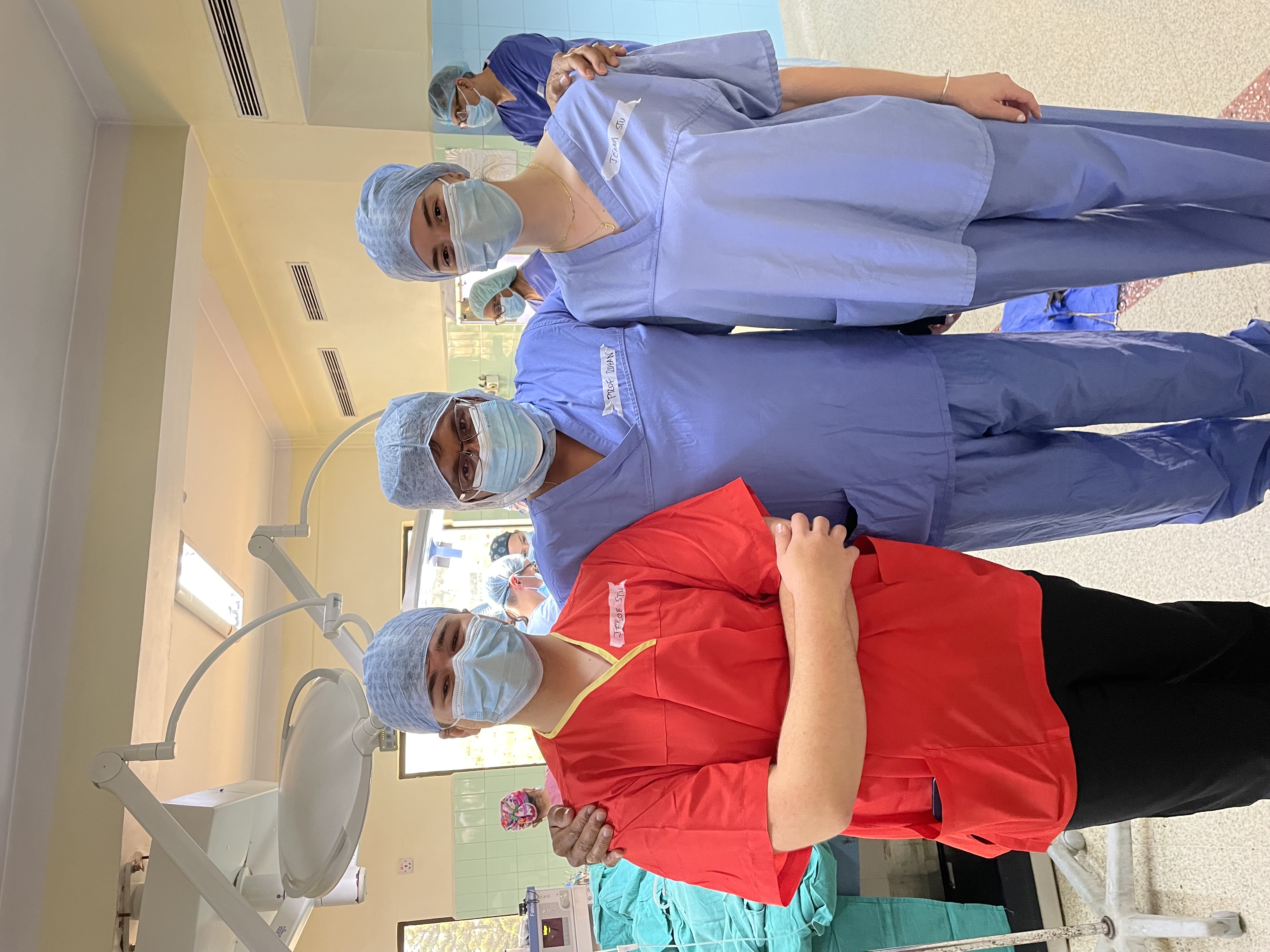 Aspiring medics head to Nepal for unique work experience opportunity